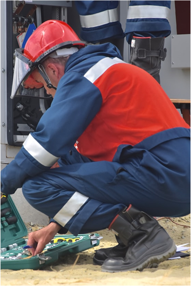  Services & Maintenance 